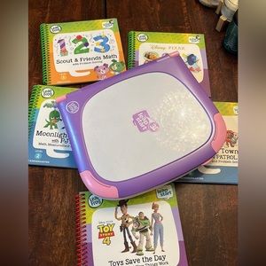 SOLD LeapFrog Leap Start 3D + 5 books